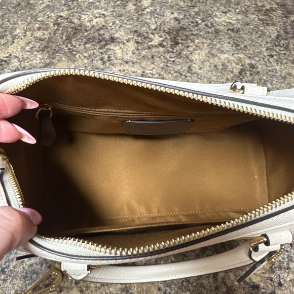 Coach purse - Picture 2 of 3